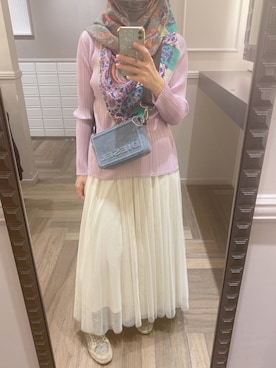 「アイテム（マフラー）」を使った、Fashion junky  さん（レディース・160cm）の春コーディネート