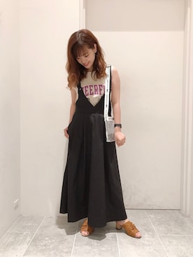 「DISCOAT（ディスコート）のアイテム（ジャンパースカート）」を使った、su8zu1koさん（レディース・150cm）の夏コーディネート