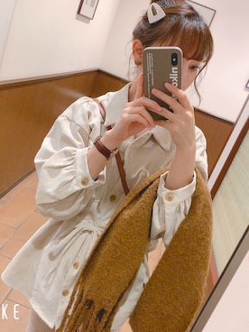 「オフホワイト」｜「アイテム（アナログ腕時計）」を使った、とっちゃんさん（レディース・157cm）の秋コーディネート