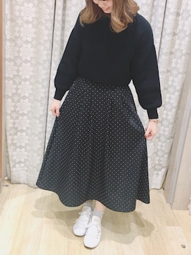 「earth music&ecology（アースミュージックアンドエコロジー）のアイテム（スニーカー）」を使った、ミズホさん（レディース・155cm）の冬コーディネート