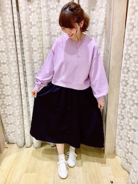 「earth music&ecology（アースミュージックアンドエコロジー）のアイテム（スウェット）」を使った、ミズホさん（レディース・155cm）の春コーディネート