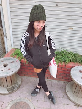 「平成最後のWEARISTAセンバツ」｜「アイテム（スリッポン）」を使った、rinonさん（キッズ・130cm）の春コーディネート