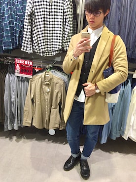 「ダニエルウェリントン」｜「アイテム（チェスターコート）」を使った、うっちー@プチプラ不可避さん（メンズ・173cm）の冬コーディネート