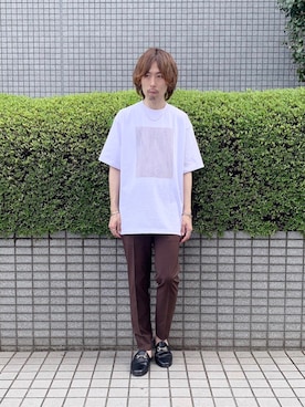 「soe（ソーイ）のアイテム（スラックス）」を使った、吉元 将人さん（メンズ・171cm）の春コーディネート