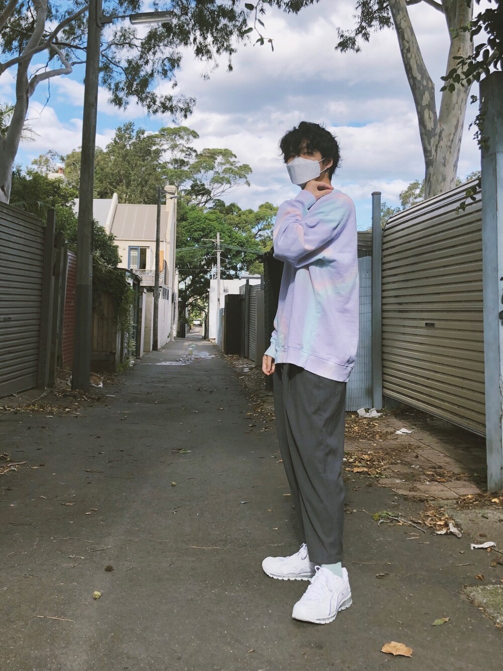 「STUSSYのLaguna Dot LS（Tシャツ/カットソー、ブラック系）」を使った、口口さん（レディース・170cm）の春コーディネートの1枚目の写真