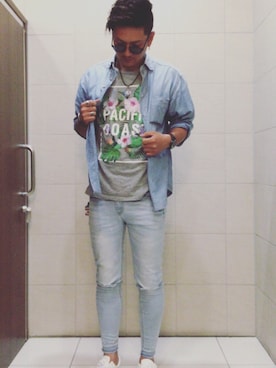 「jiggys shop（ジギーズショップ）のアイテム」を使った、Masanari Koshiyamaさん（メンズ・180cm・20代）の春コーディネート