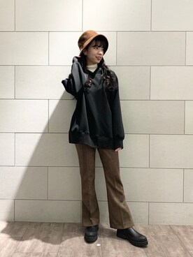 「ジーナシス」｜「アイテム（パーカー）」を使った、Ayukaさん（レディース・159cm）の冬コーディネート