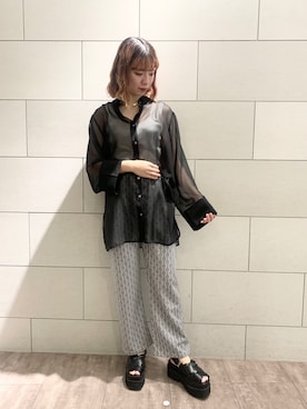 「ジーナシス」｜「アイテム（タンクトップ）」を使った、Ayukaさん（レディース・159cm）の春コーディネート