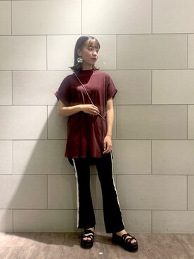 「ジーナシス」｜「アイテム（スラックス）」を使った、Ayukaさん（レディース・159cm）の夏コーディネート