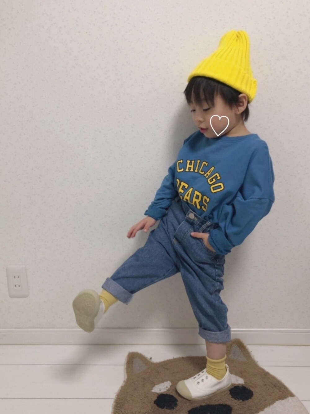 「キッズコーデ、キッズファッション、monmimi、ブルー×イエロー、勝手にイエローフェス、イエローを着て元気になろう、男の子、3歳」｜「韓国子供服のアイテム（ニットキャップ/ビーニー、イエロー系）」を使った、こだまさん（キッズ・100cm）の冬コーディネートの1枚目の写真