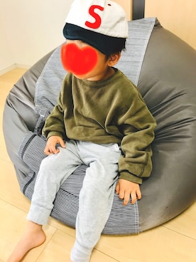 「COMME CA DU MODE（コムサデモード）のアイテム（スウェット）」を使った、MISKさん（キッズ・90cm）の春コーディネート
