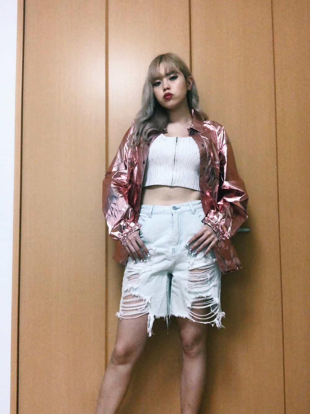 「春夏コーデ、FIG&VIPER、フィグアンドヴァイパー(FIG&VIPER)、デニムパンツ、ハーフパンツ、ジャケット、ピンク、ノースリーブ、オトナカジュアル、ゆるコーデ」｜「FIG&VIPERのアイテム（タンクトップ、ホワイト系）」を使った、FIG&VIPER_Yukaさん（レディース・167cm）の春コーディネートの1枚目の写真