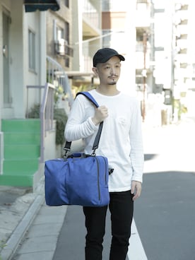 「アイテム（ビジネスバッグ）」を使った、UNBILLION_MENSさん（メンズ・170cm）の秋コーディネート