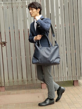 「アイテム（ボストンバッグ）」を使った、UNBILLION_MENSさん（メンズ・176cm）の冬コーディネート