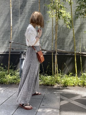 「a.v.v（アーヴェヴェ）のアイテム（バッグ）」を使った、romiさん（レディース・151cm）の夏コーディネート