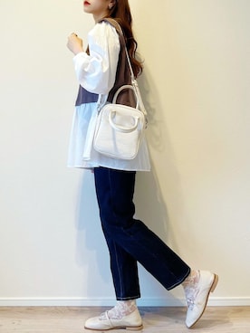 「GU（ジーユー）のアイテム（デニムパンツ、ブルー系）」を使った、miraiさん（レディース・163cm）の春コーディネート