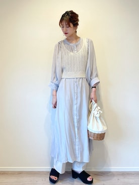 「GU（ジーユー）のアイテム（ベスト、ベージュ系）」を使った、miraiさん（レディース・163cm）の春コーディネート