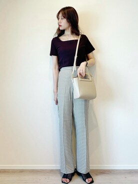 「GU（ジーユー）のアイテム（トップス、ブラウン系）」を使った、miraiさん（レディース・163cm）の春コーディネート