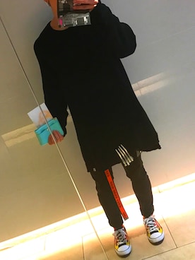 「美容師」｜「アイテム（PC・スマホグッズ/家電）」を使った、Кодзиさん（メンズ・170cm）の春コーディネート