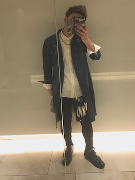 「JEANASIS（ジーナシス）のアイテム（デニムパンツ）」を使った、Кодзиさん（メンズ・170cm）の春コーディネート