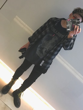 「JEANASIS（ジーナシス）のアイテム（デニムパンツ）」を使った、Кодзиさん（メンズ・170cm）の春コーディネート