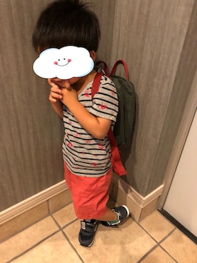 「Fjallraven Kanken（フェールラーベンカンケン）のFJALLRAVEN/フェールラーベン/KANKEN BAG（カンケンバッグ）（バックパック/リュック、グレー系）」を使った、haasaさん（キッズ・120cm）の秋コーディネート