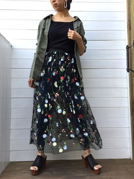 「Settimissimo（セッティミッシモ）のアイテム（スカート）」を使った、Yumiさん（レディース・156cm）の春コーディネート