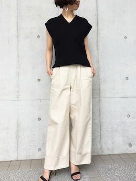 「Settimissimo（セッティミッシモ）のアイテム（パンツ）」を使った、Yumiさん（レディース・156cm）の夏コーディネート