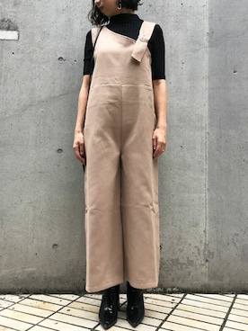 「アイテム（つなぎ/オールインワン、ベージュ系）」を使った、Yumiさん（レディース・156cm）の秋コーディネート