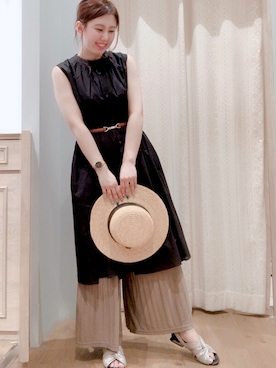 「ペーパーハット」｜「アイテム（シャツワンピース）」を使った、おかなさん（レディース・157cm）の夏コーディネート