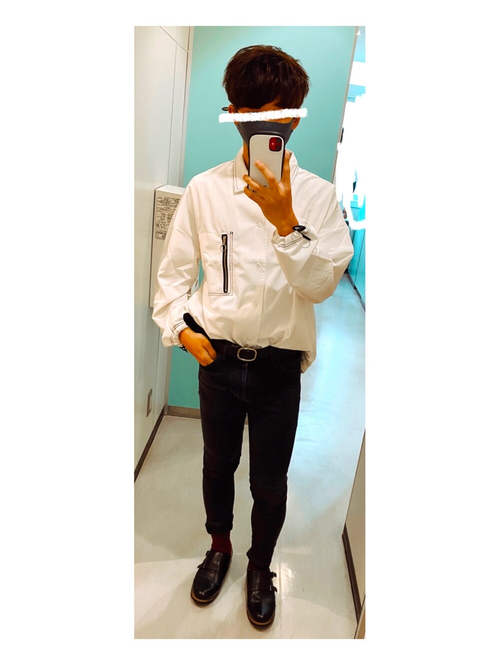 「school、韓国ファッション、おしゃれさんと繋がりたい」｜「INTER FACTORYのアイテム（シャツ/ブラウス、ホワイト系）」を使った、8ta3さん（メンズ・169cm）の秋コーディネートの1枚目の写真