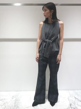 「ASTRAET（アストラット）のアイテム（スラックス）」を使った、ASAMI MIZUTANIさん（レディース・160cm）の秋コーディネート