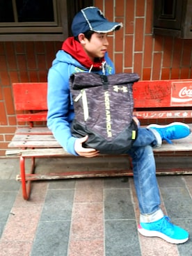 「Abercrombie&Fitch（アバークロンビーアンドフィッチ）のアイテム（パーカー）」を使った、シゲキさん（メンズ・168cm）の冬コーディネート