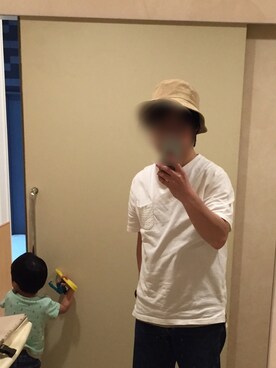 「アイテム（おもちゃ、グリーン系）」を使った、あれあれあさん（メンズ・169cm）の春コーディネート