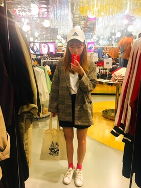 「MONKI（モンキ）のアイテム（テーラードジャケット）」を使った、小粉猫屋さん（レディース・168cm）の秋コーディネート