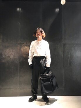 KAZ_(GARDEN 大阪)｜GARDEN TOKYOのショルダーバッグを使った