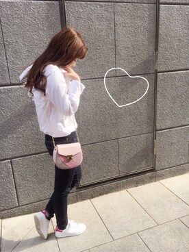 「Samantha Thavasa（サマンサタバサ）のアイテム（バッグ、ピンク系）」を使った、はるなさん（レディース・158cm）の春コーディネート