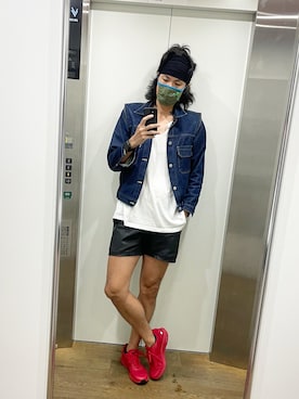「MR.GENTLEMAN（ミスタージェントルマン）のアイテム（パンツ）」を使った、鈴木すずさん（メンズ・186cm）の春コーディネート