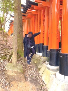 「kutir（クティール）のアイテム（チェスターコート）」を使った、ふぃさん（メンズ・169cm）の冬コーディネート