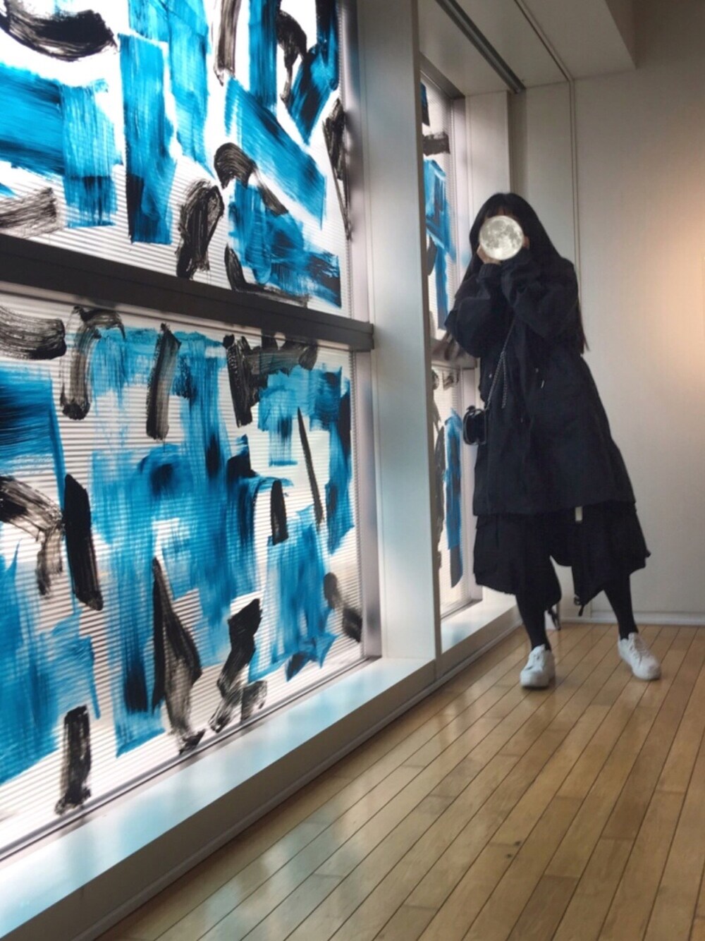 「SILENT DAMIR DOMAのアイテム（ジャケット/アウター、ブラック系）」を使った、Aliceさん（レディース・170cm）の冬コーディネートの1枚目の写真