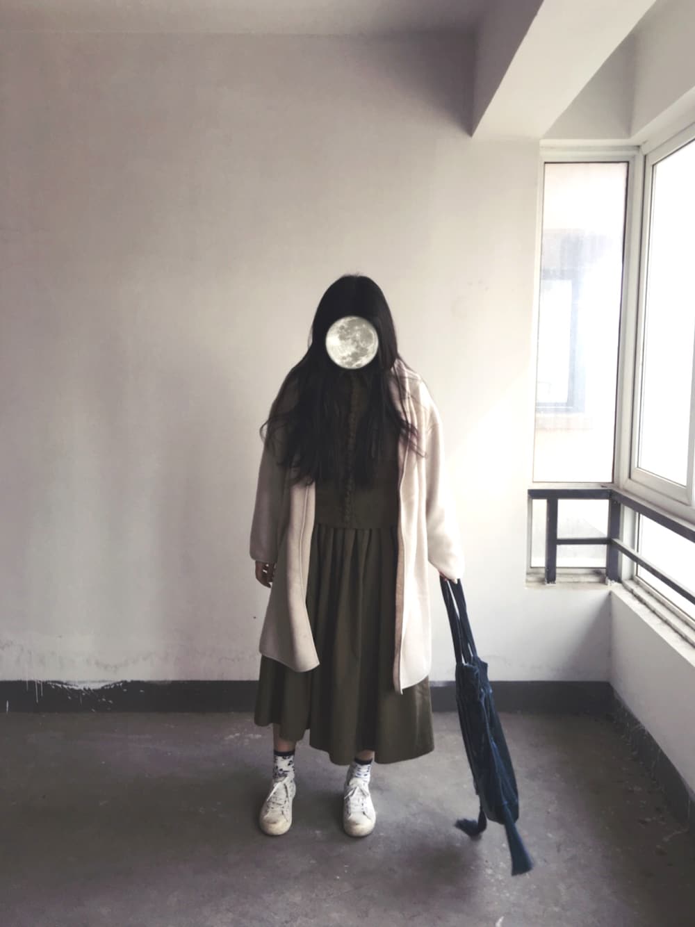 「GUのアイテム（ジャケット/アウター、ホワイト系）」を使った、Aliceさん（レディース・170cm）の春コーディネートの1枚目の写真