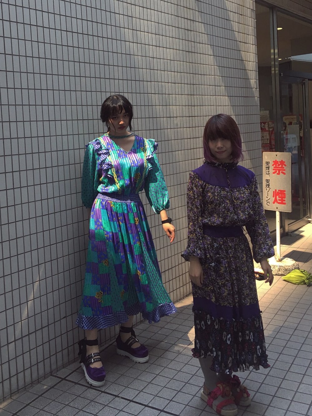 「VINTAGEのアイテム（ワンピース/ドレス、グリーン系）」を使った、Aliceさん（レディース・170cm）の夏コーディネートの1枚目の写真