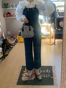 「MOUSSY（マウジー）のアイテム（サロペット/オーバーオール）」を使った、あんころさん（レディース・168cm）の冬コーディネート