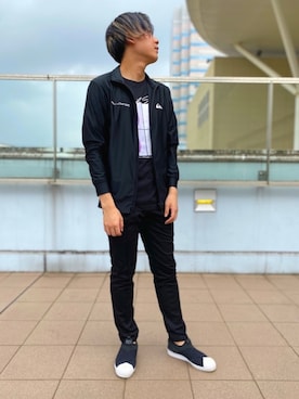 「NANO universe（ナノユニバース）のQUIKSILVER x WillLOUNGE/WLG×QUIKSILVER ラッシュブルゾン（ブルゾン、ブラック系）」を使った、nano・universe ららぽーとTOKYO-BAY Mensさん（メンズ・170cm）の夏コーディネート