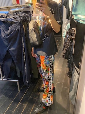 「VERSACE（ヴェルサーチ）のアイテム（パンツ）」を使った、yoyu7さん（メンズ・177cm）の夏コーディネート