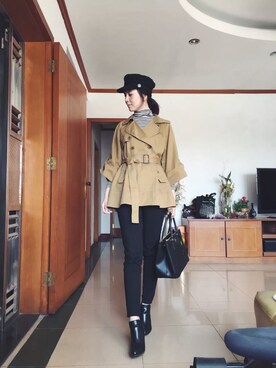 「n11のアイテム（Trenchcoat、ベージュ系）」を使った、siumomomさん（レディース・170cm）の冬コーディネート