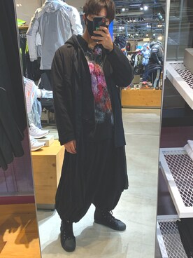 「LAD MUSICIAN（ラッドミュージシャン）のアイテム（パーカー）」を使った、hideさん（メンズ・169cm）の冬コーディネート
