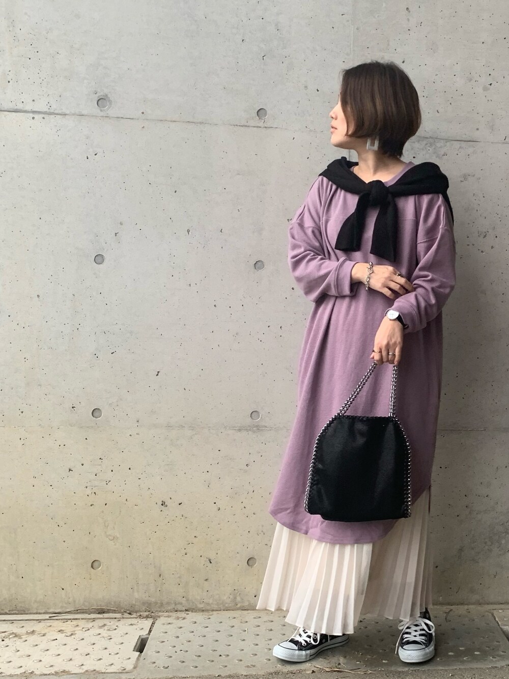 「ママファッション、ママコーデ、おしゃれさんと繋がりたい、オトナカジュアル、おチビコーデ、春コーデ、肩掛けカーデ、しまむらコーデ、ユニクロ」｜「anluluのアイテム（ワンピース、パープル系）」を使った、kunchan1227さん（レディース・155cm）の冬コーディネートの1枚目の写真