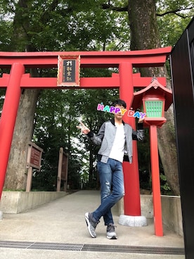 「Saucony（サッカニー）のアイテム（スニーカー、グレー系）」を使った、ポールさん（メンズ・174cm）の秋コーディネート