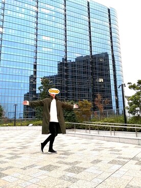 「SLICK（スリック）のアイテム（ステンカラーコート）」を使った、ポールさん（メンズ・174cm）の春コーディネート